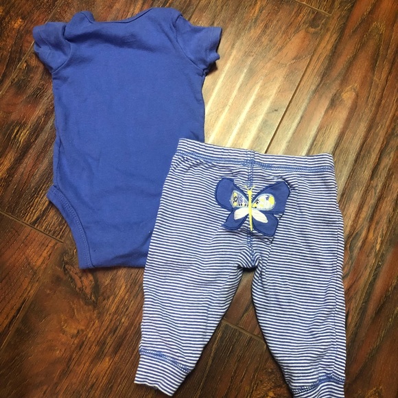 Carters Outfit - Picture 2 of 3